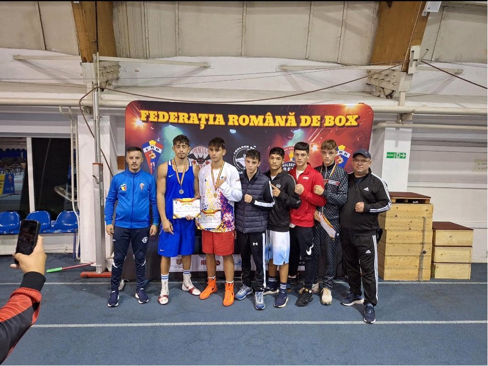 Medalie de Aur si medalie de Bronz pentru CSM Giurgiu la Campionatul National de Box - Juniori  I…
